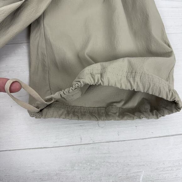 Athleta Trekkie Utility‎ Cargo Pants Plus Size 26 Beige Hiking Outdoor Gorpcore - Picture 6 of 16